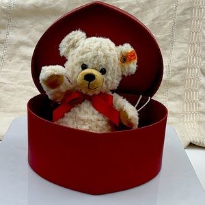 Handmade Steiff Original 13” White Teddy Bear With Red Heart Box